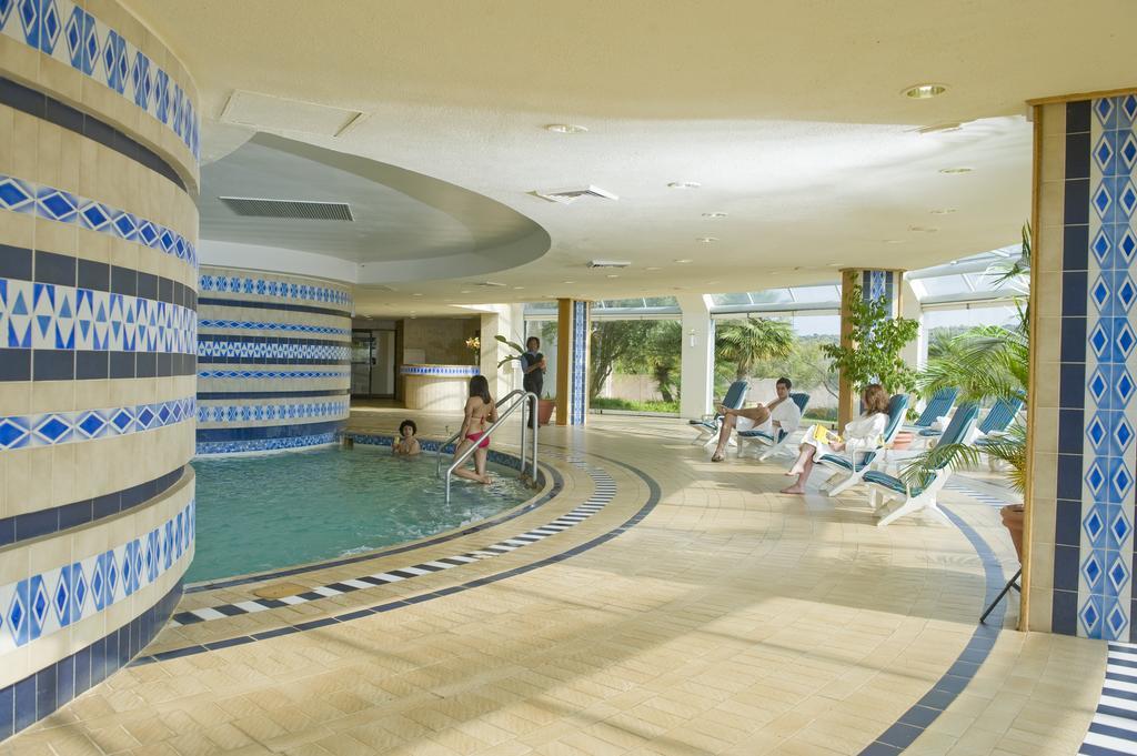 Black Mountain Leisure And Conference Hotel Groothoek Kültér fotó